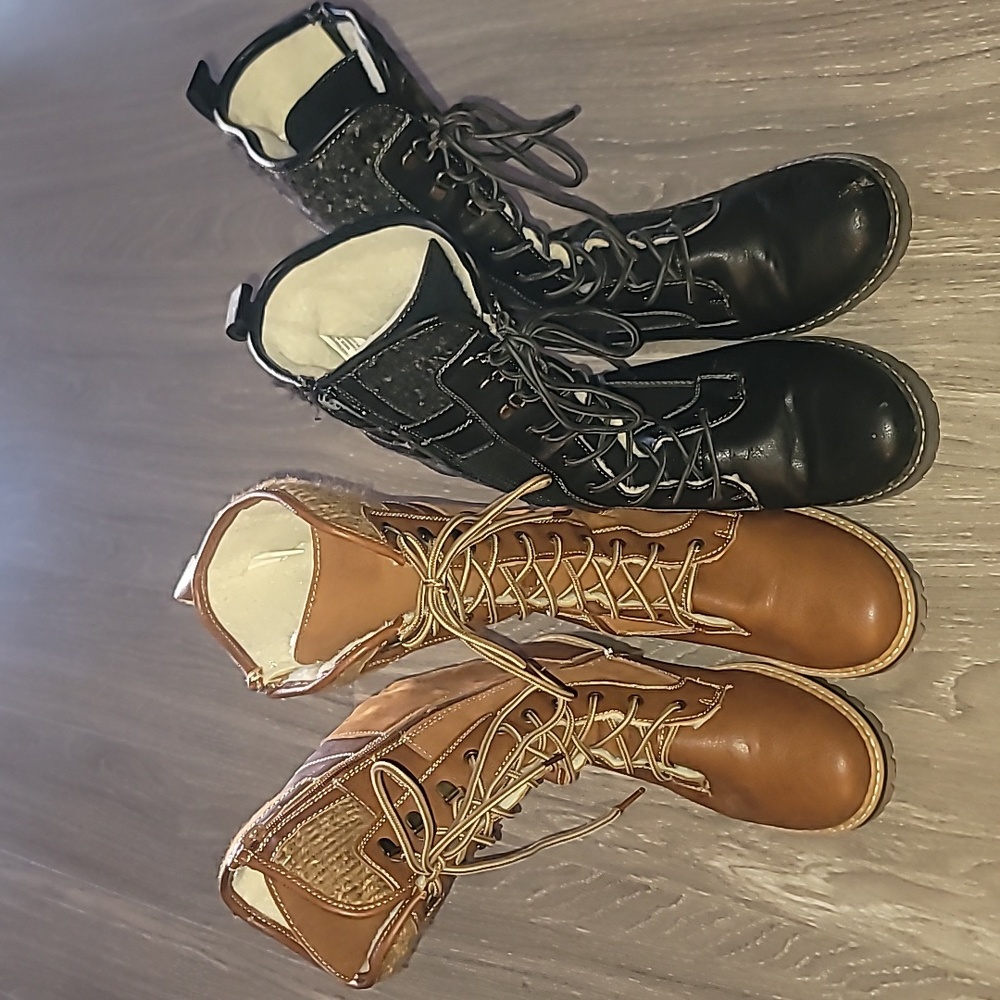 Lace-Up Women's Boots